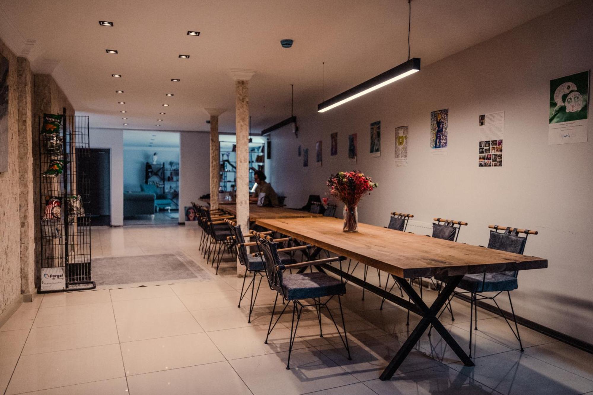 Room In A Digital Nomad House 107 Estambul Exterior foto