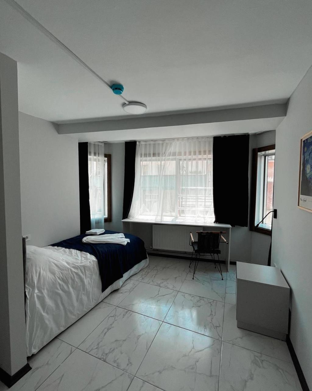 Room In A Digital Nomad House 107 Estambul Exterior foto