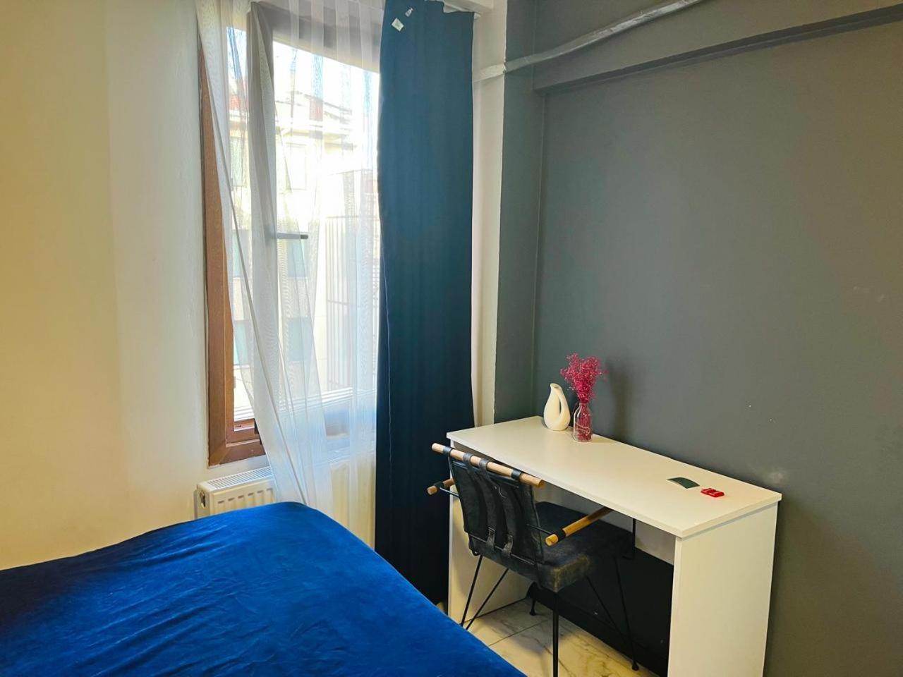 Room In A Digital Nomad House 107 Estambul Exterior foto